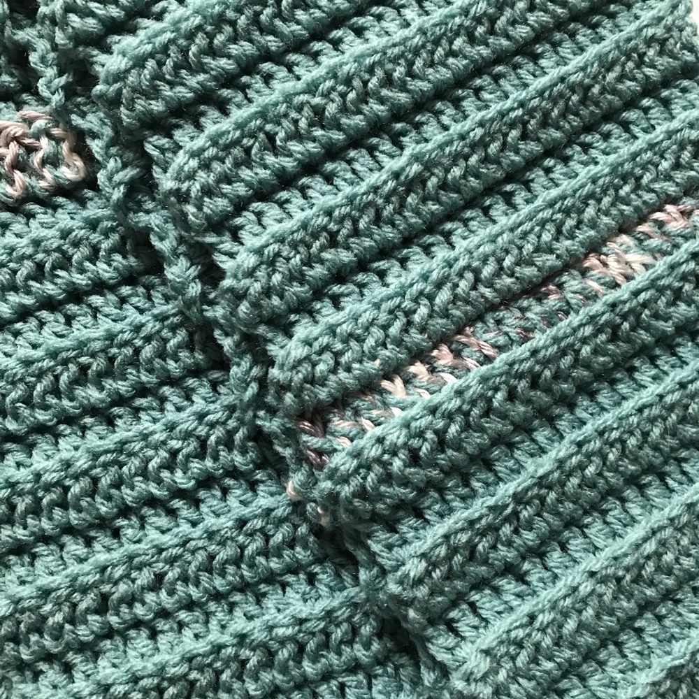 Crocheted Ribbed Scarf - Picture 6 of 6